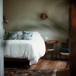 Chateau Le Repos